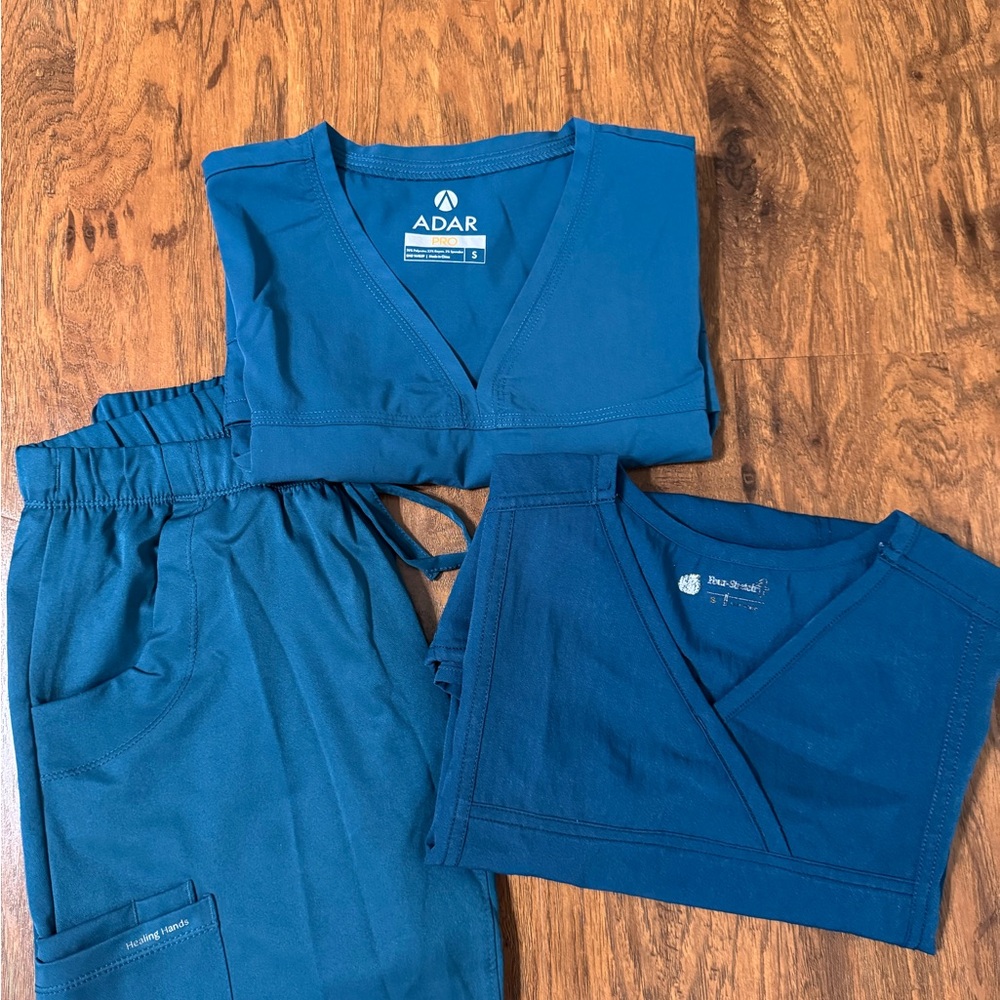 Women’s Blue Scrub Set With Extra Shirt